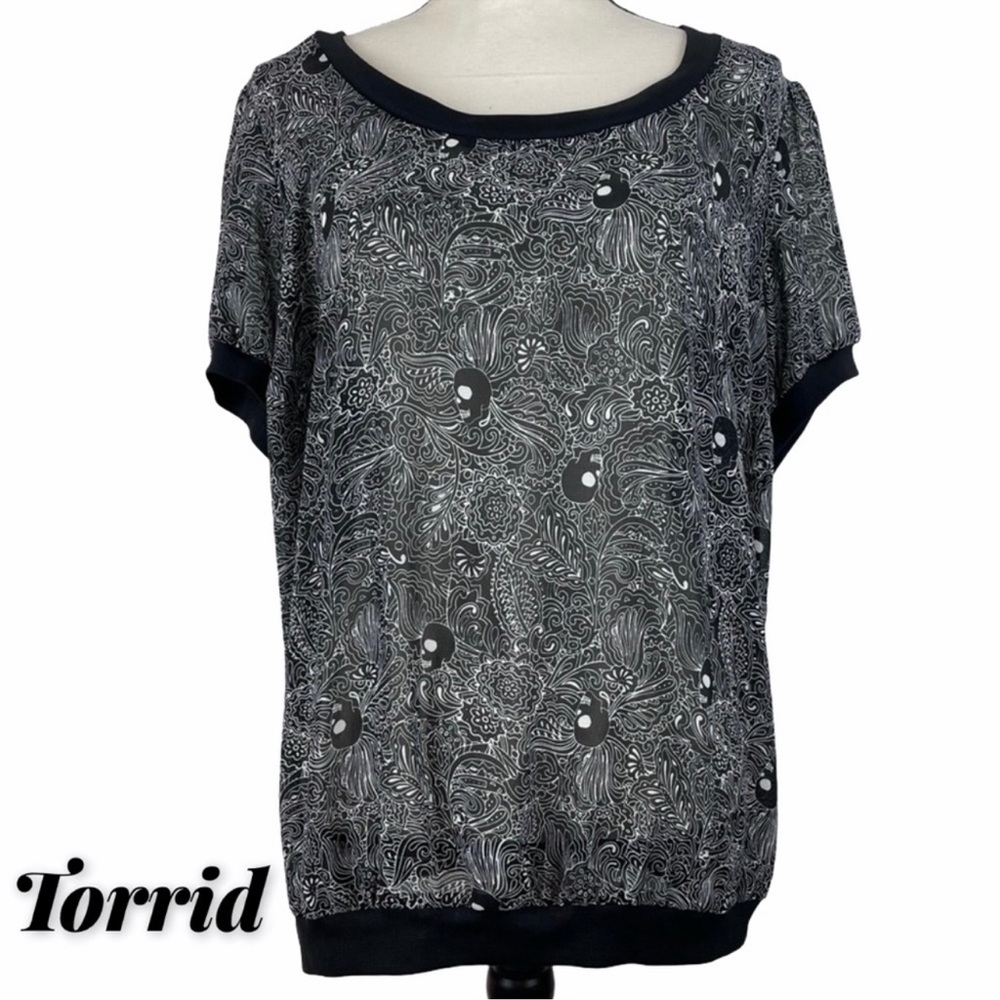 Torrid Sheer Skull Print Elastic Hem T-Shirt Black